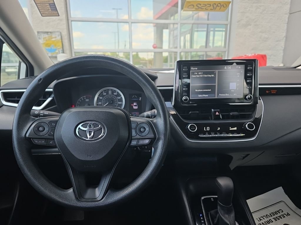 Used 2021 Toyota Corolla LE FWD image 11