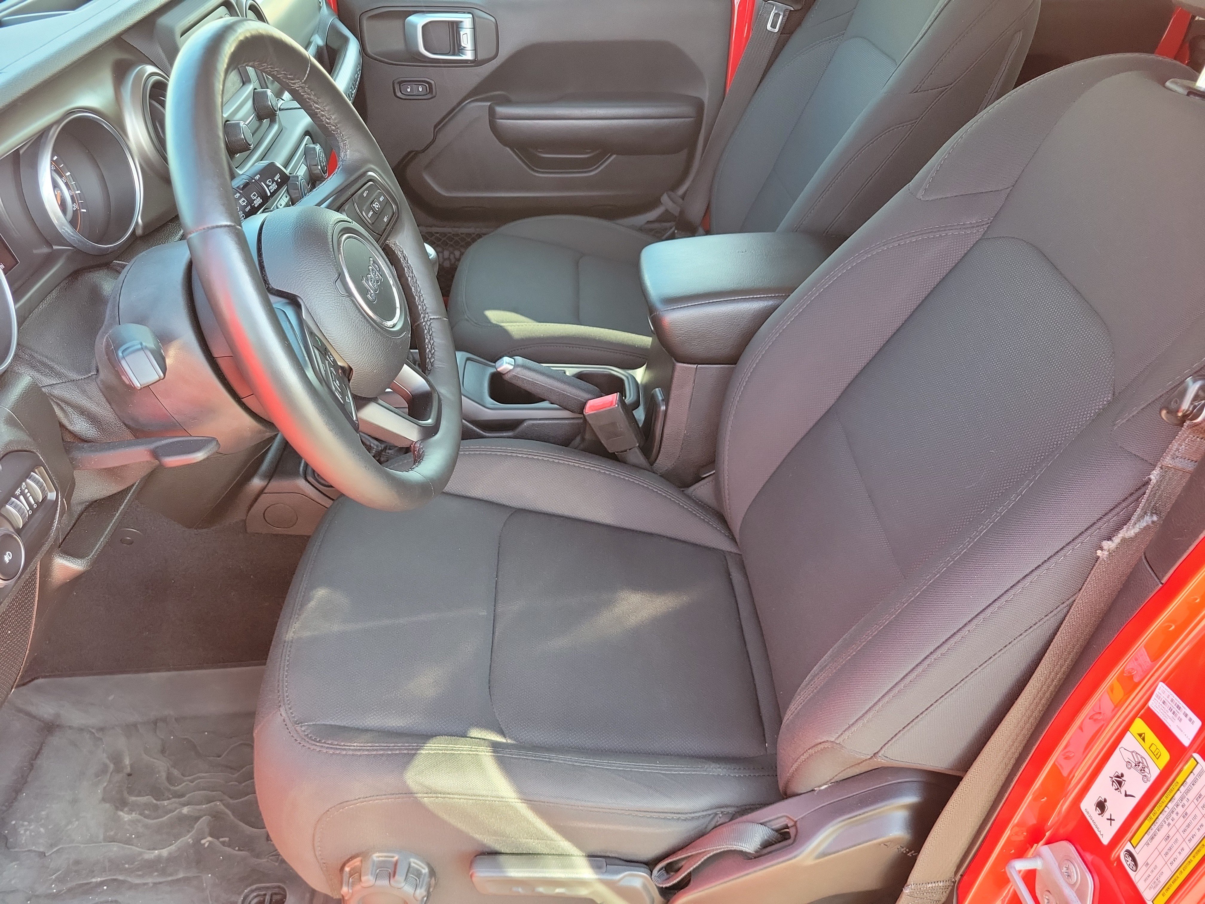 Used 2018 Jeep Wrangler Unlimited Sport S AWD/4WD image 9