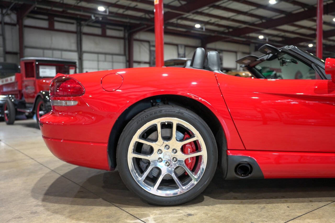 Used 2004 Dodge Viper SRT-10 RWD image 9