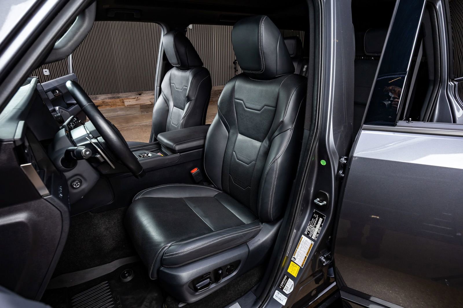 Used 2024 Lexus GX 550 550 Luxury+ w/ Accessory Package (Z1) image 30