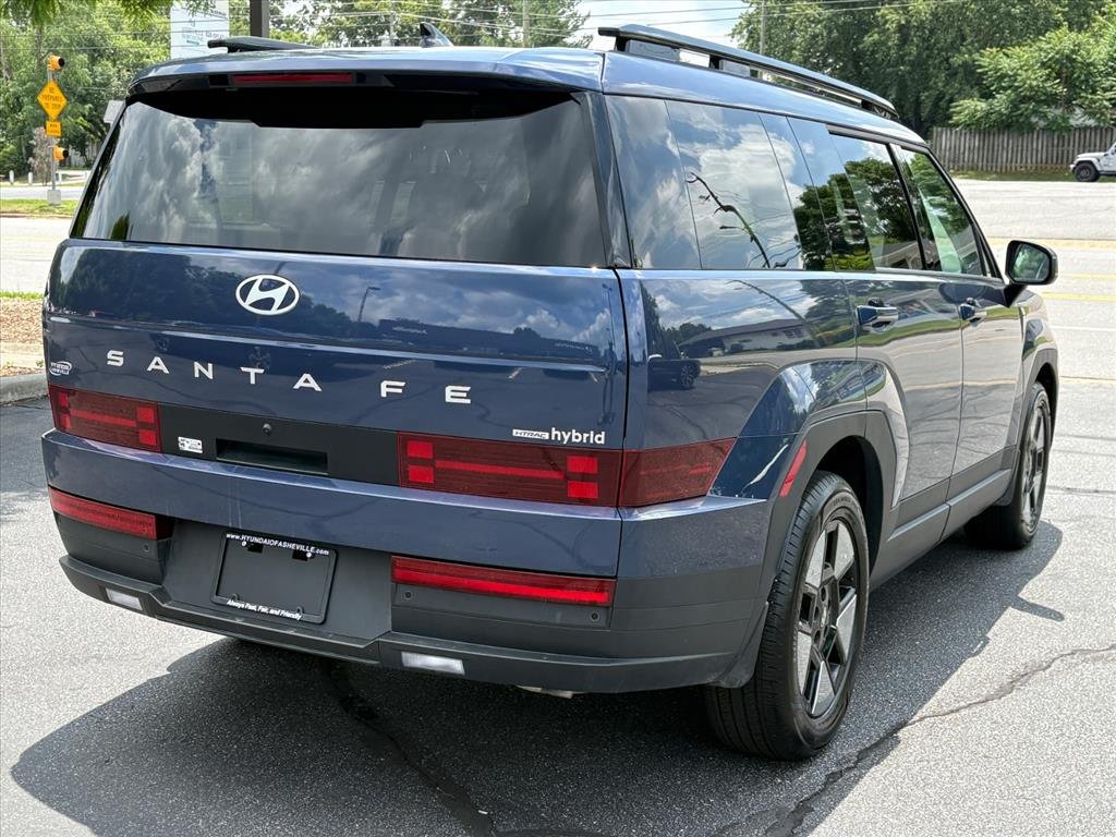 Certified 2025 Hyundai Santa Fe SEL AWD/4WD image 5