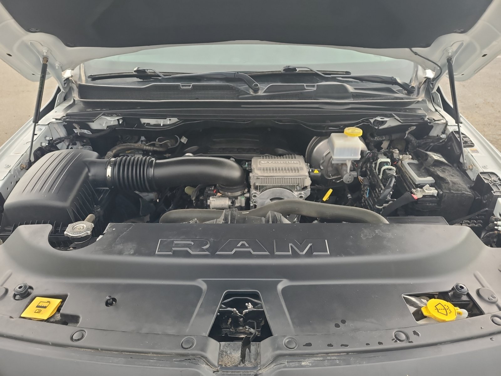 Used 2024 RAM 1500 Tradesman AWD/4WD image 32