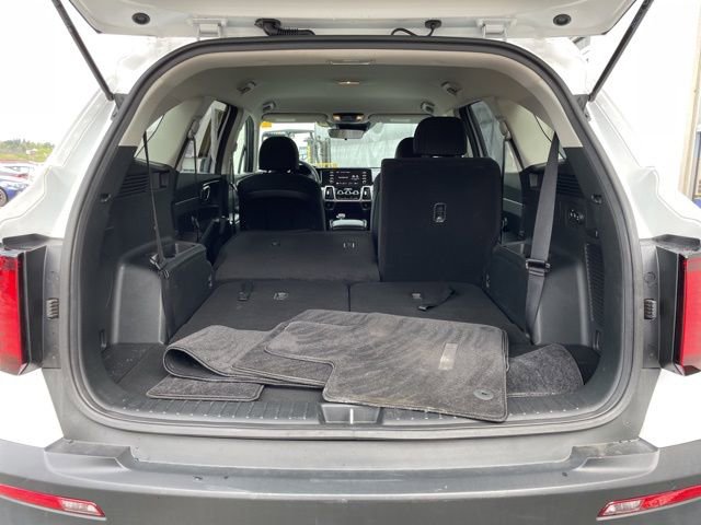 Certified 2023 Kia Sorento LX AWD/4WD image 30