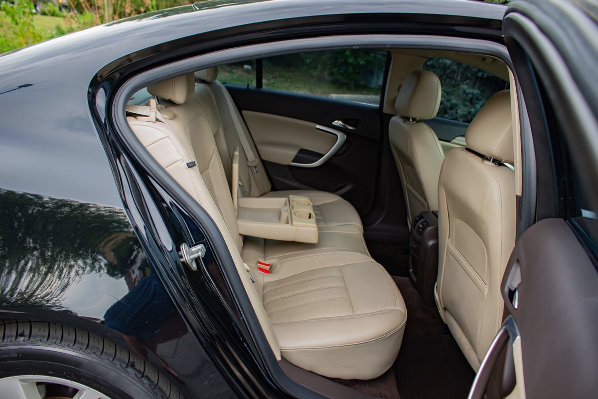 Used 2016 Buick Regal AWD image 17
