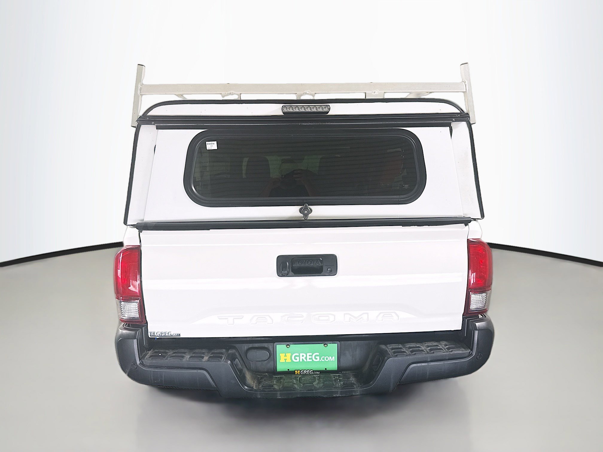 Used 2021 Toyota Tacoma SR image 8