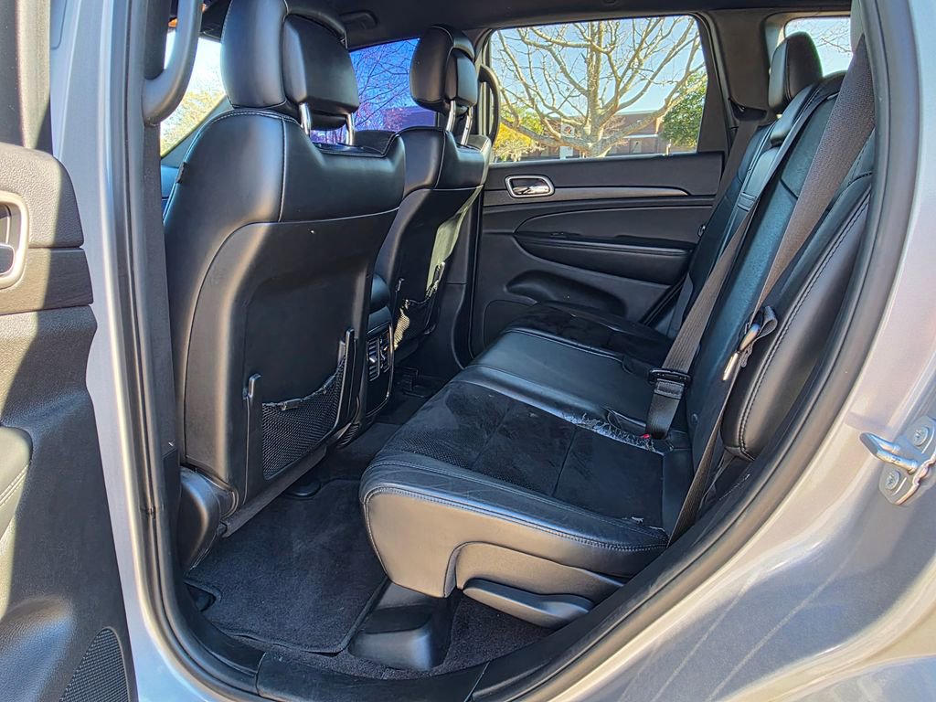 Used 2018 Jeep Grand Cherokee Laredo image 30