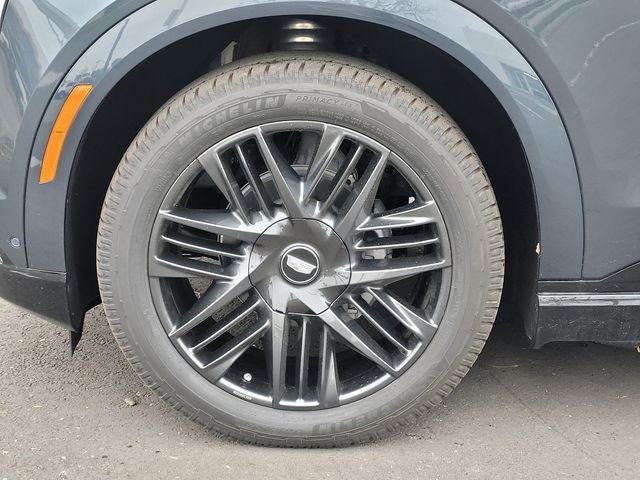 New 2025 Cadillac Escalade IQ Sport 2 w/ LPO, ONYX Package image 10