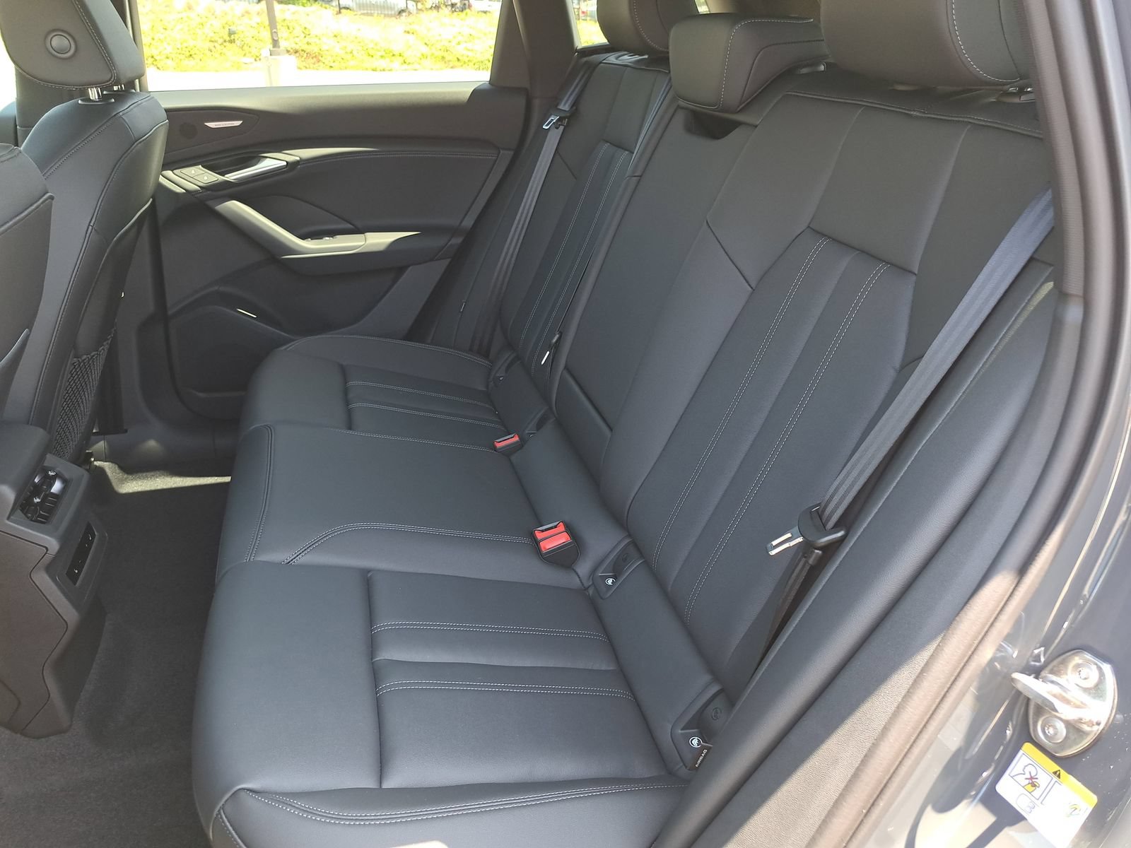 New 2027 Audi Q6 e-tron Premium Plus AWD/4WD image 14