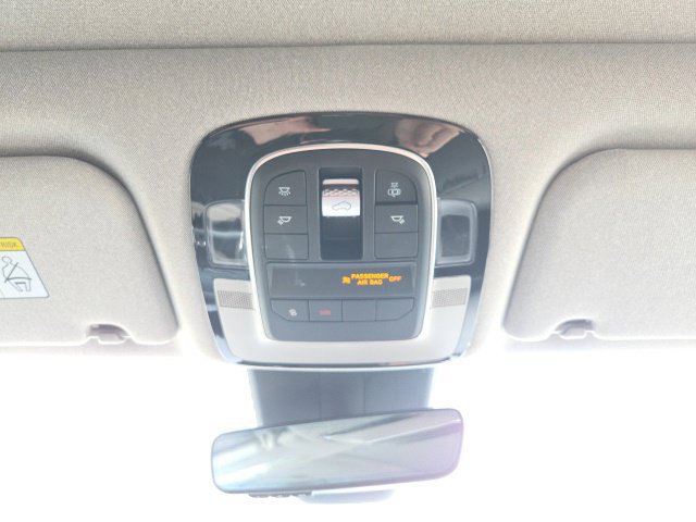 Used 2021 Hyundai Santa Fe Limited AWD/4WD image 21
