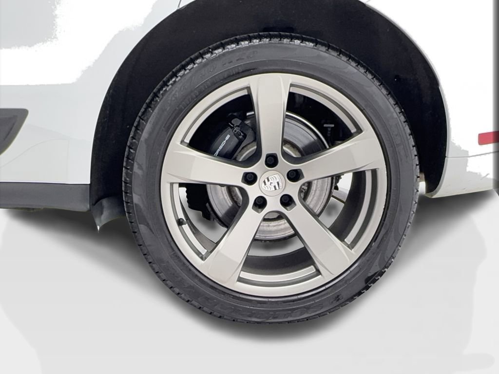 Used 2023 Porsche Macan w/ Sport Chrono Package image 12