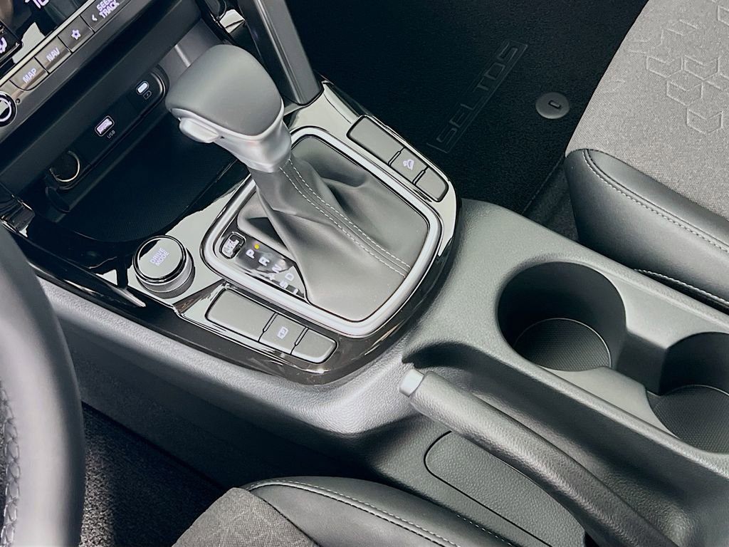 New 2026 Kia Seltos S FWD image 14