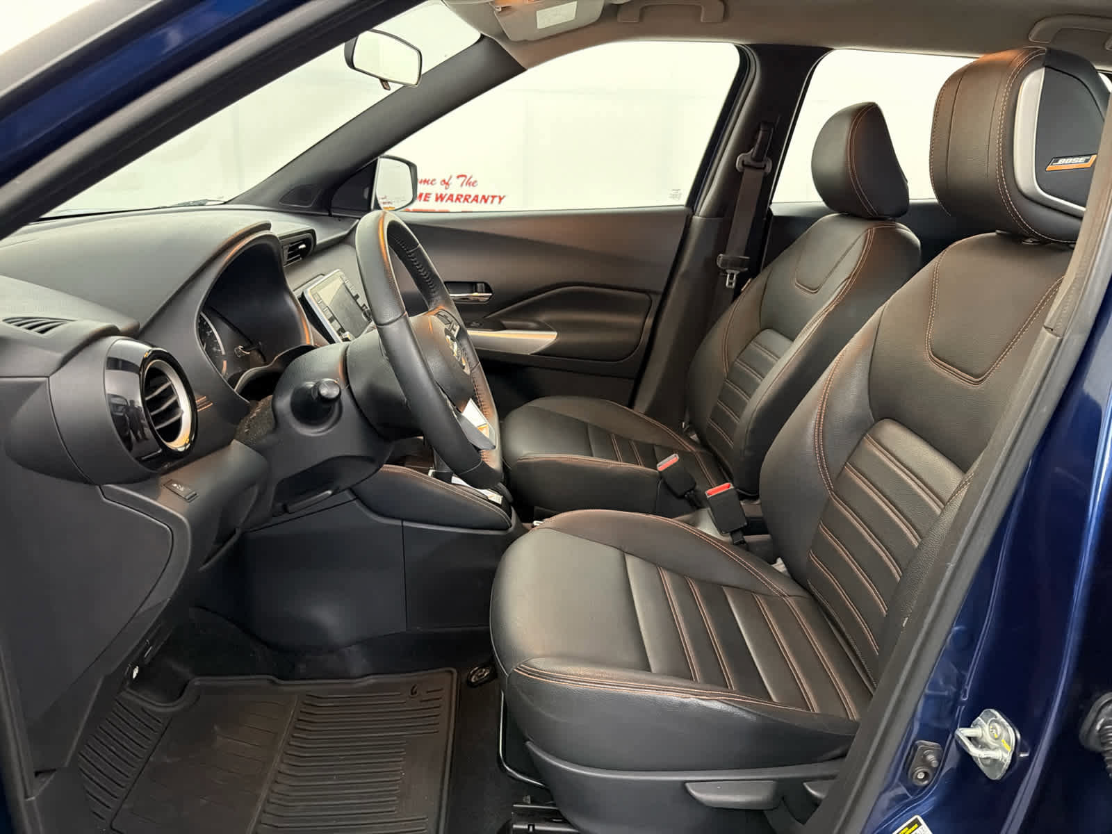 Used 2019 Nissan Kicks SR w/ SR Premium Package FWD image 13
