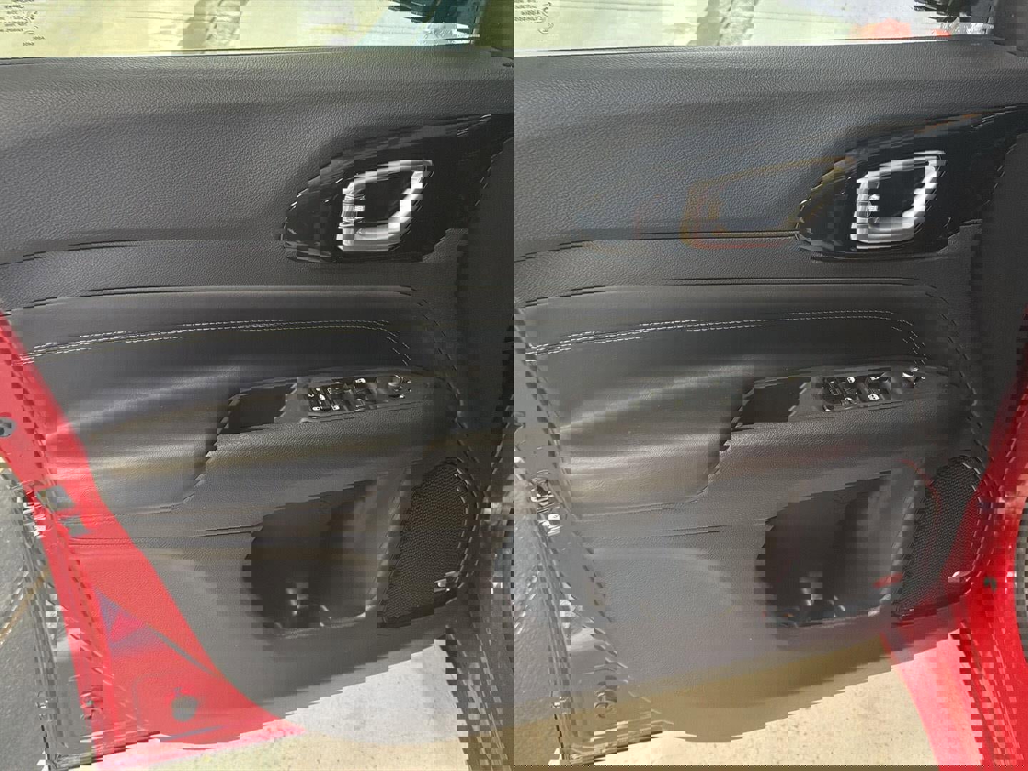 Used 2023 Jeep Compass High Altitude image 12