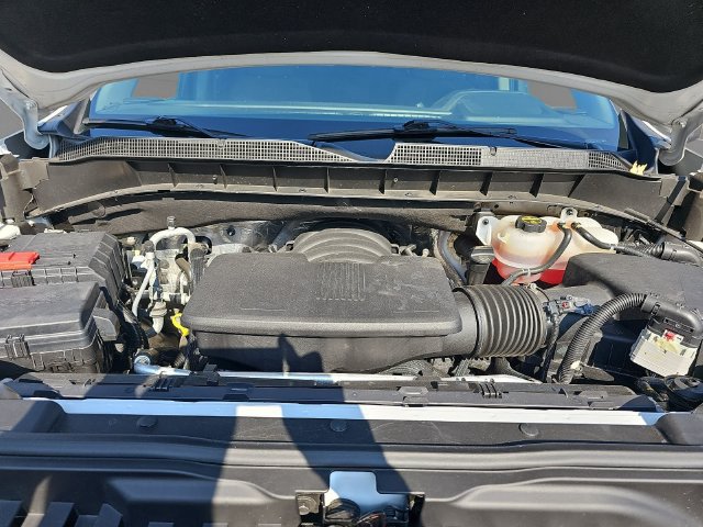 Used 2025 Chevrolet Silverado 1500 LT AWD/4WD image 35