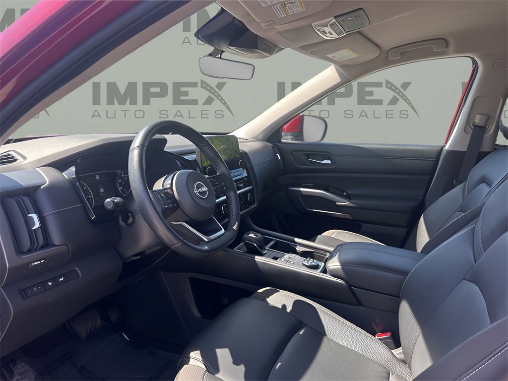 Used 2023 Nissan Pathfinder SL image 9