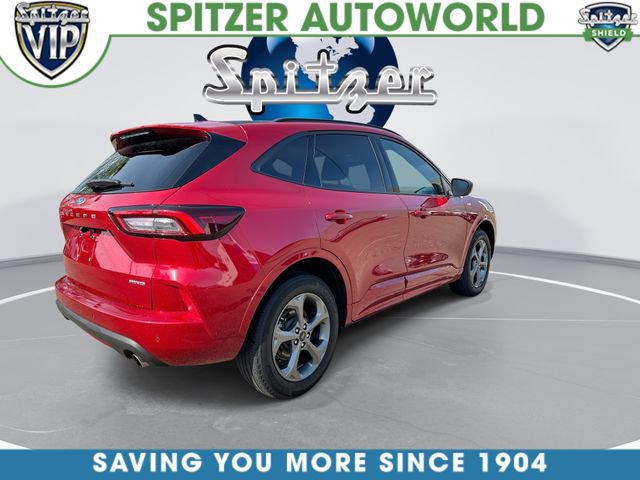 Used 2023 Ford Escape ST-Line w/ Tech Pack #1 AWD/4WD image 9
