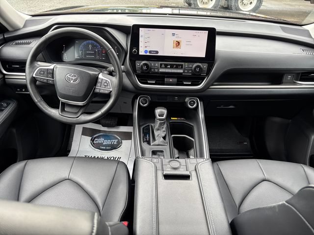 Used 2024 Toyota Grand Highlander AWD image 21