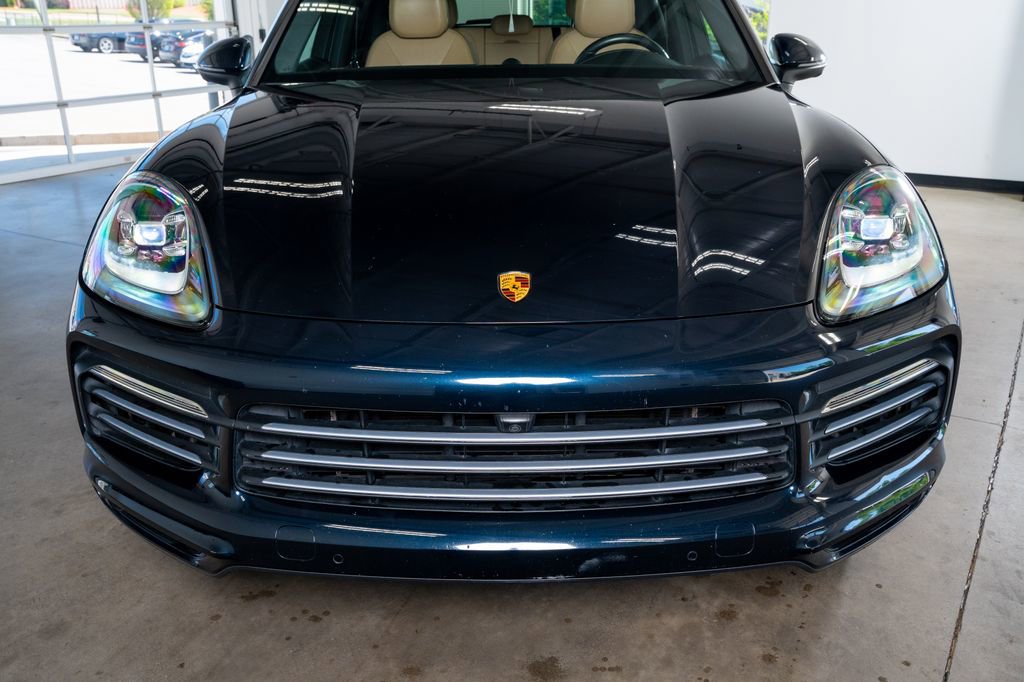Used 2021 Porsche Cayenne AWD/4WD image 15