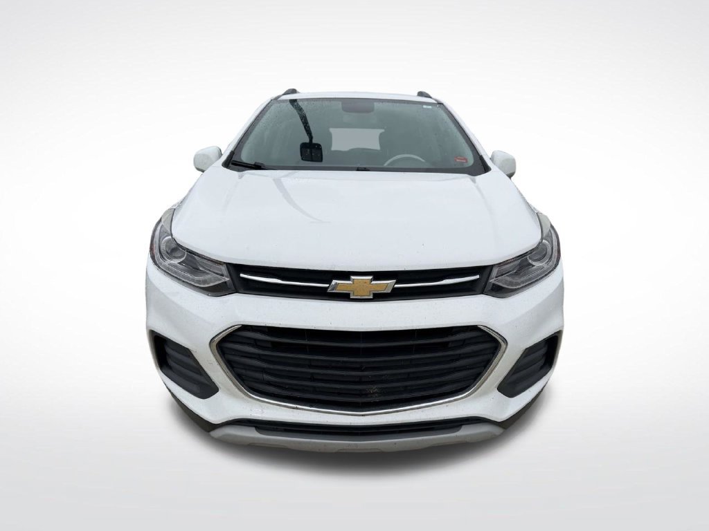 Used 2020 Chevrolet Trax LT FWD image 3