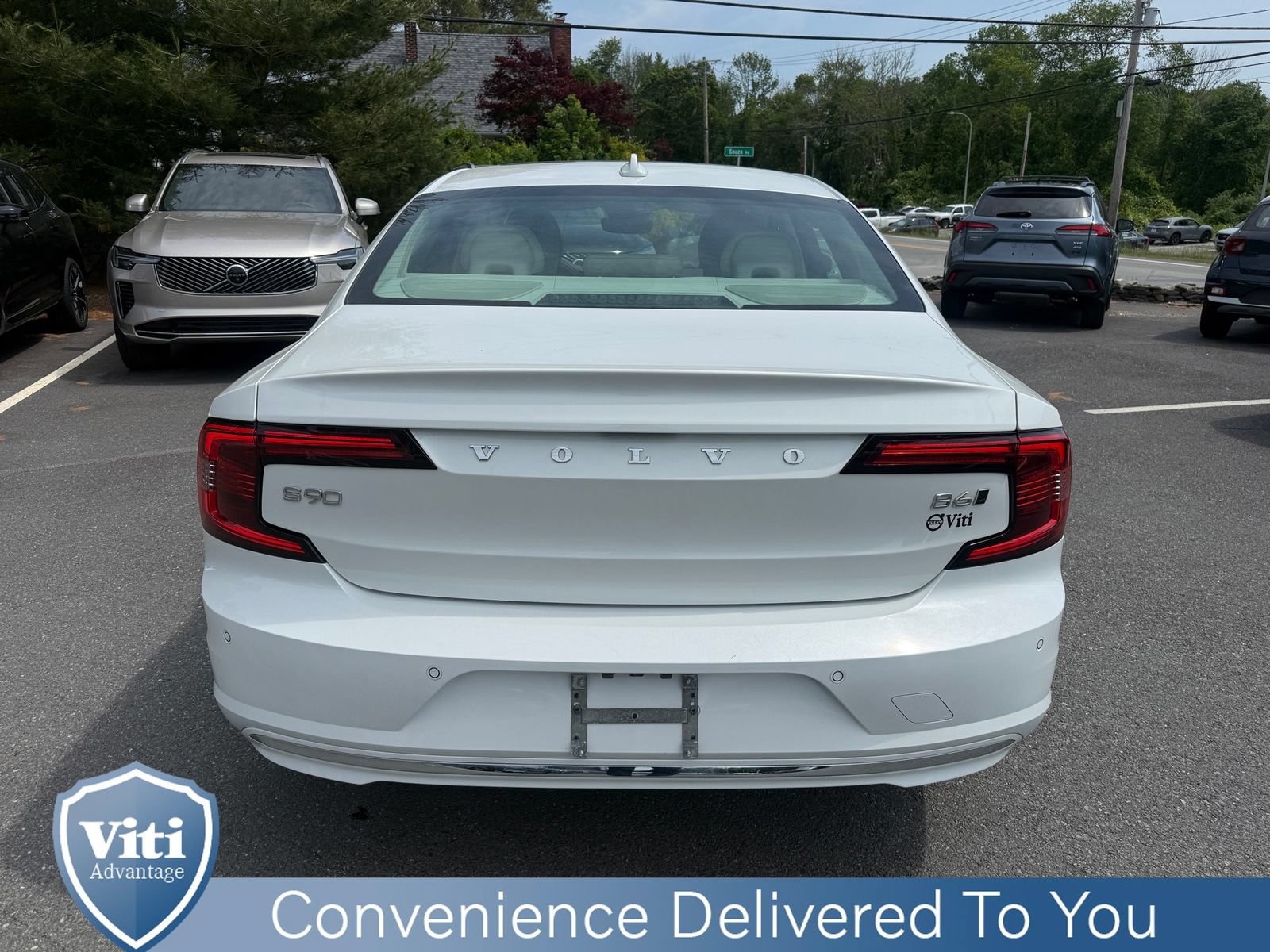 Certified 2023 Volvo S90 B6 Ultimate w/ Protection Package Premier AWD/4WD image 7
