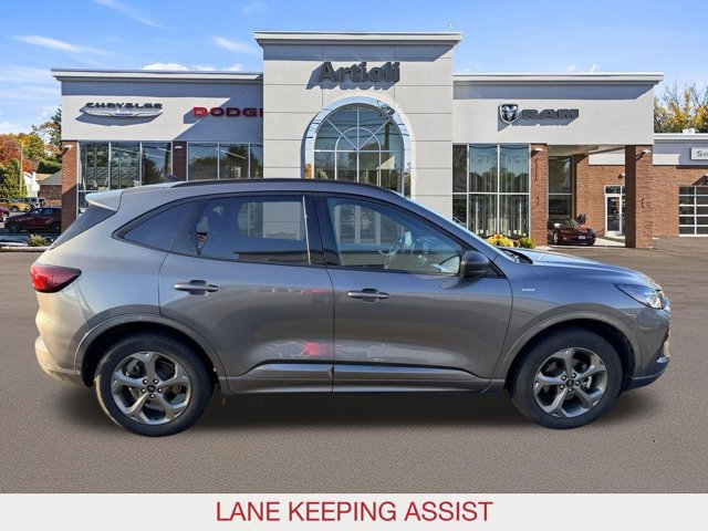 Used 2024 Ford Escape ST-Line AWD/4WD image 7