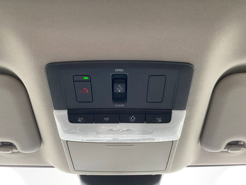 New 2025 Nissan Sentra SR w/ SR Premium Package image 30