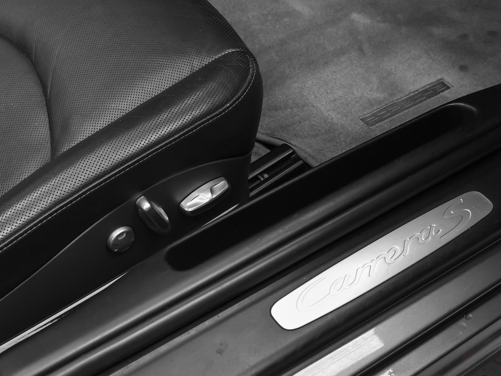 Used 2009 Porsche 911 Carrera S RWD image 23