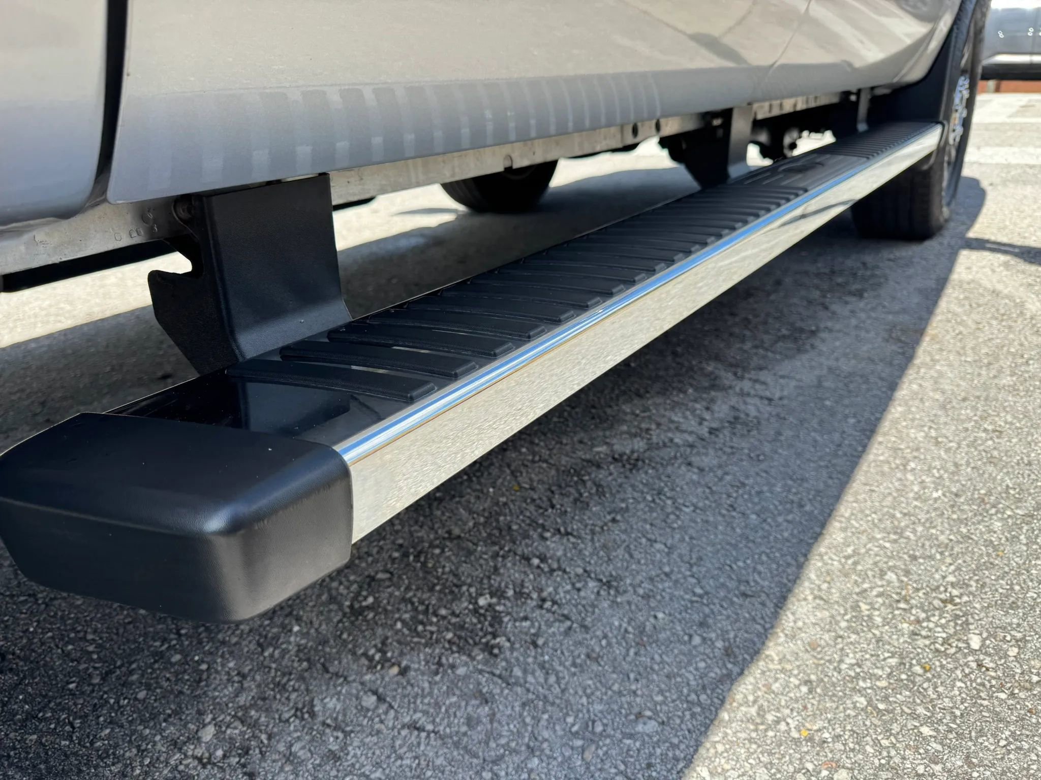 Used 2015 Ford F350 Lariat w/ Chrome Package image 34