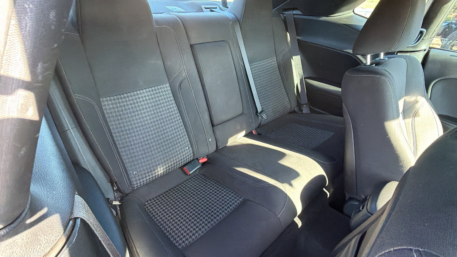 Used 2019 Dodge Challenger SXT image 20