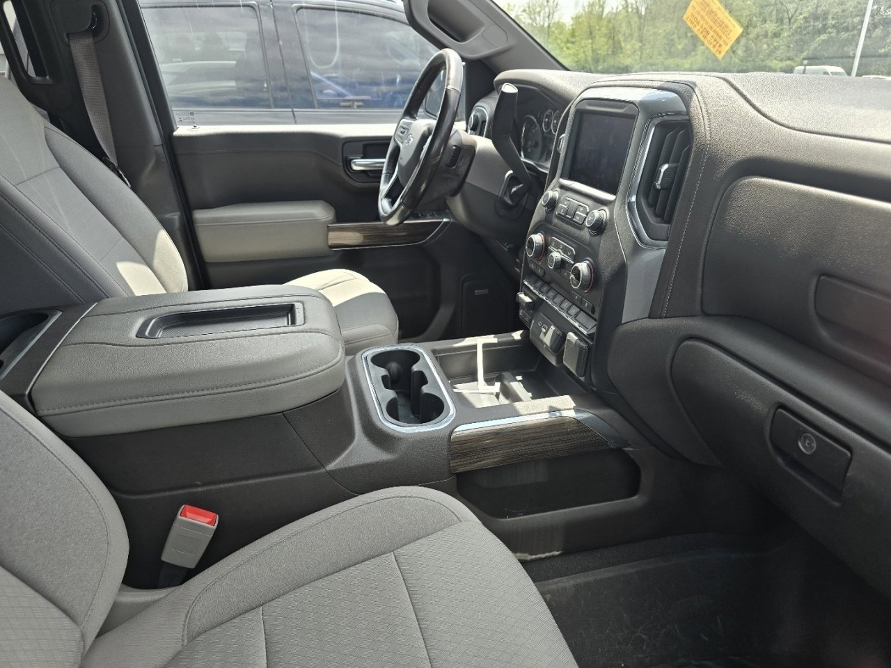 Used 2020 Chevrolet Silverado 1500 LT Trail Boss AWD/4WD image 15