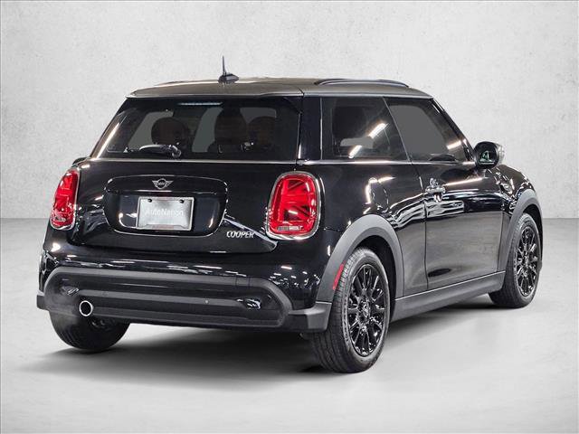 Used 2024 MINI Cooper 2-Door Hardtop w/ Signature Upholstery Package image 5