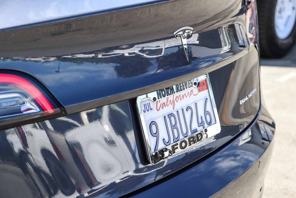 Used 2022 Tesla Model 3 Long Range AWD/4WD image 12