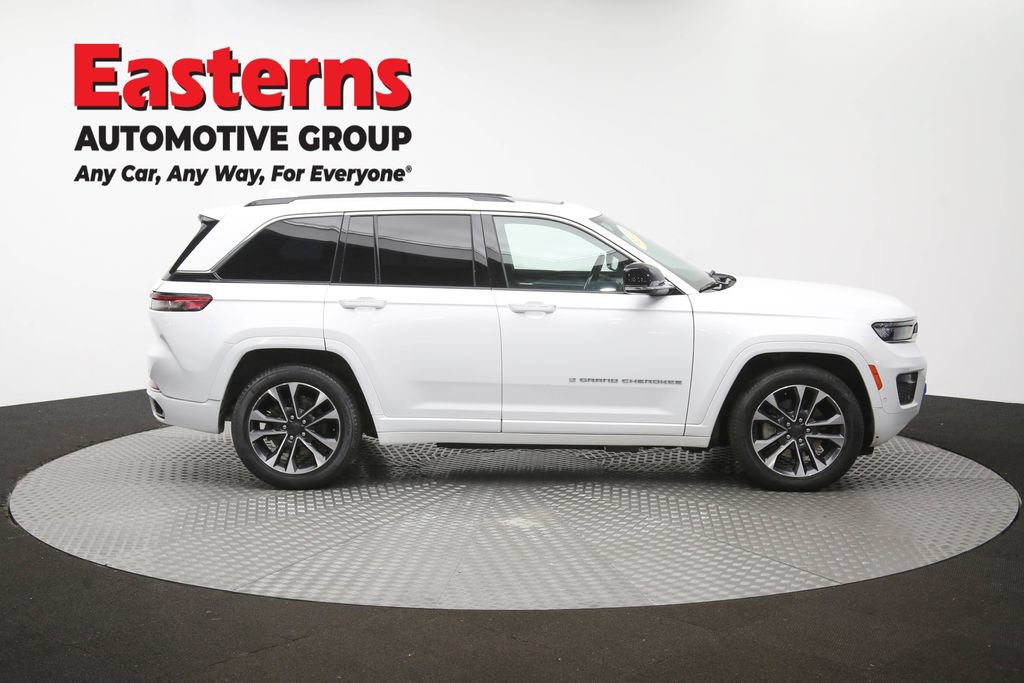 Used 2022 Jeep Grand Cherokee Overland AWD/4WD image 49