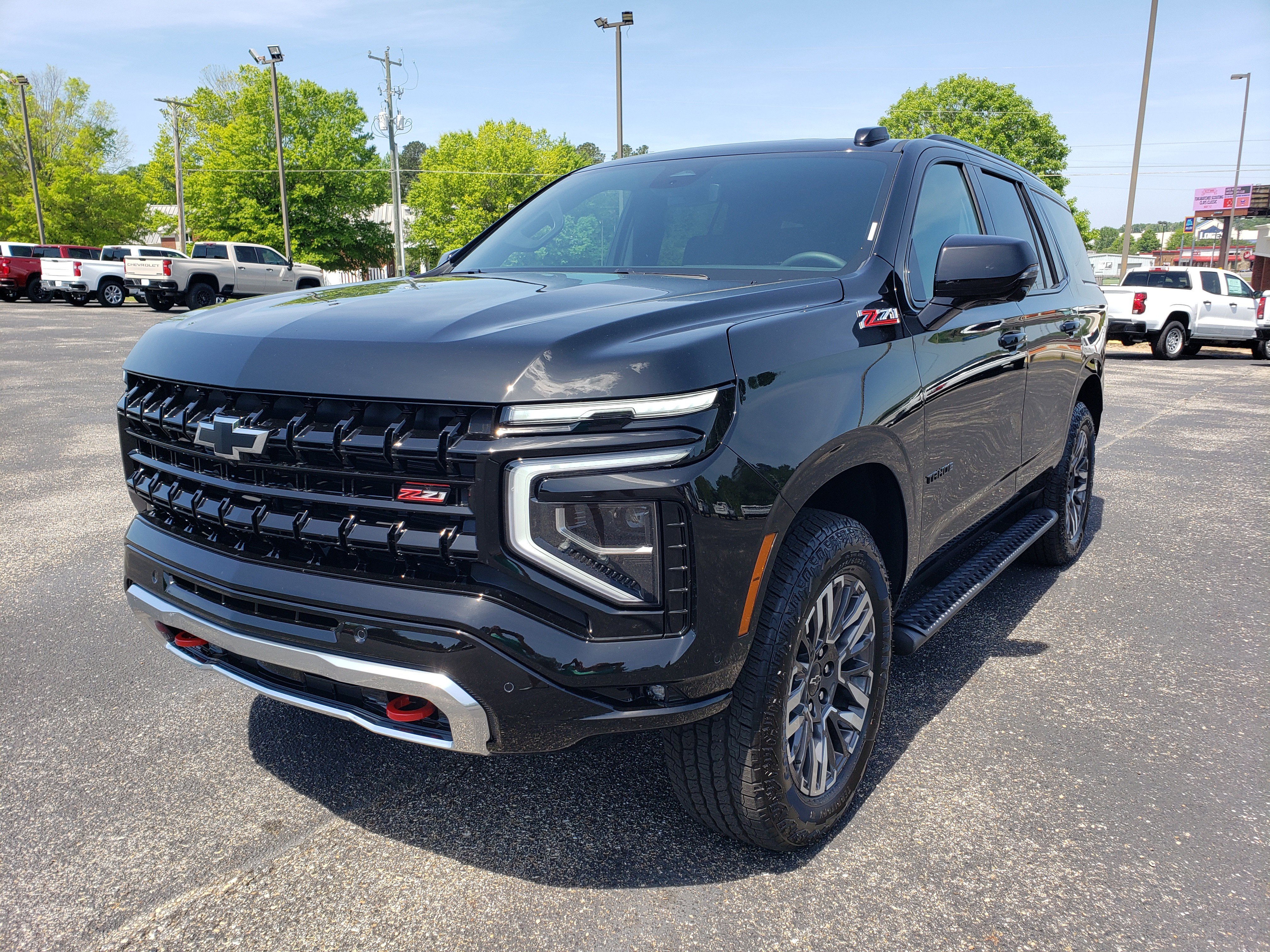 New 2026 Chevrolet Tahoe Z71 w/ Comfort Package AWD/4WD image 2