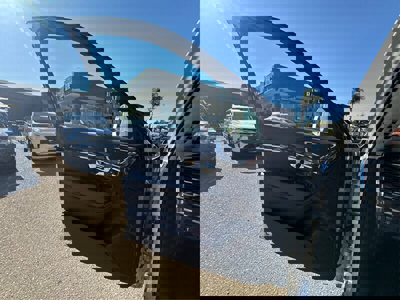 Used 2016 Volvo XC90 T6 Momentum w/ Momentum Plus Package image 57