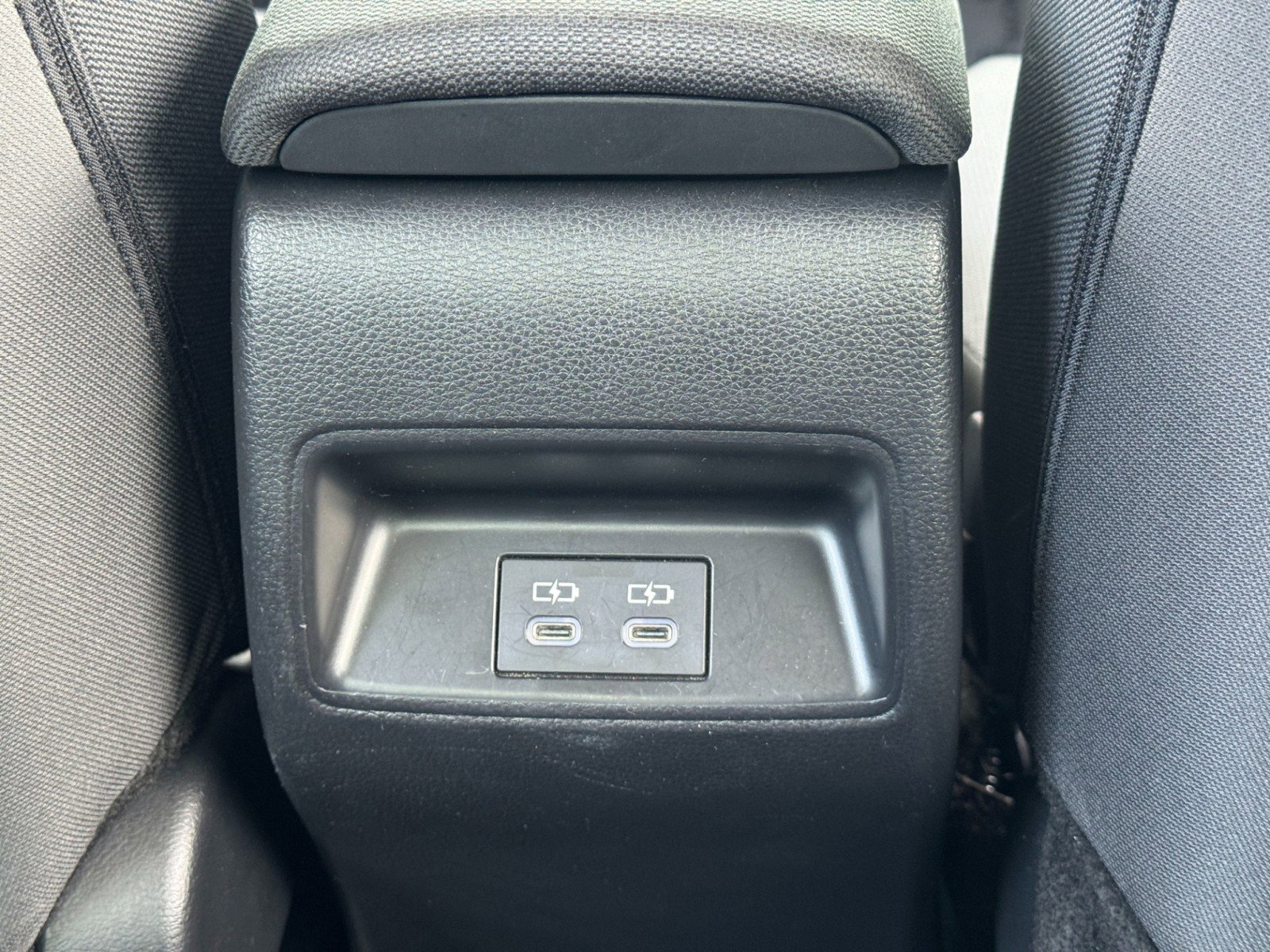 Used 2024 Toyota Corolla LE image 29