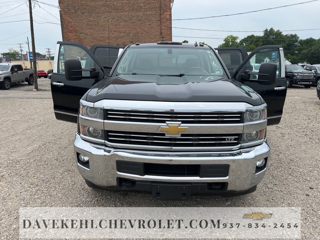Used 2015 Chevrolet Silverado 2500 LTZ w/ LTZ Plus Package image 31