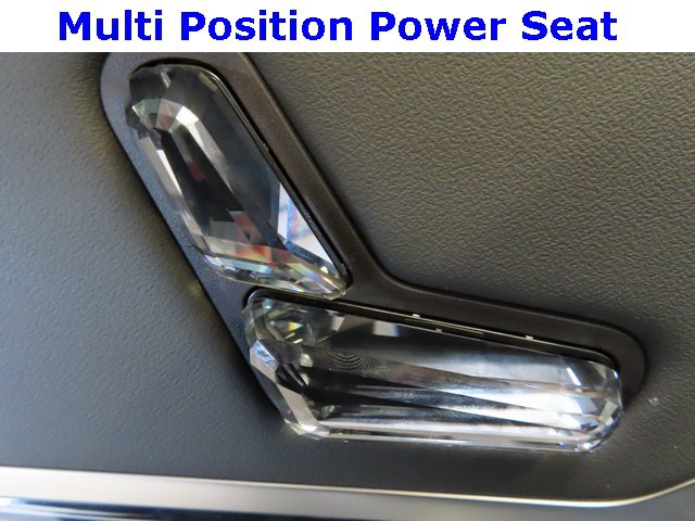 Used 2025 BMW 740i image 20