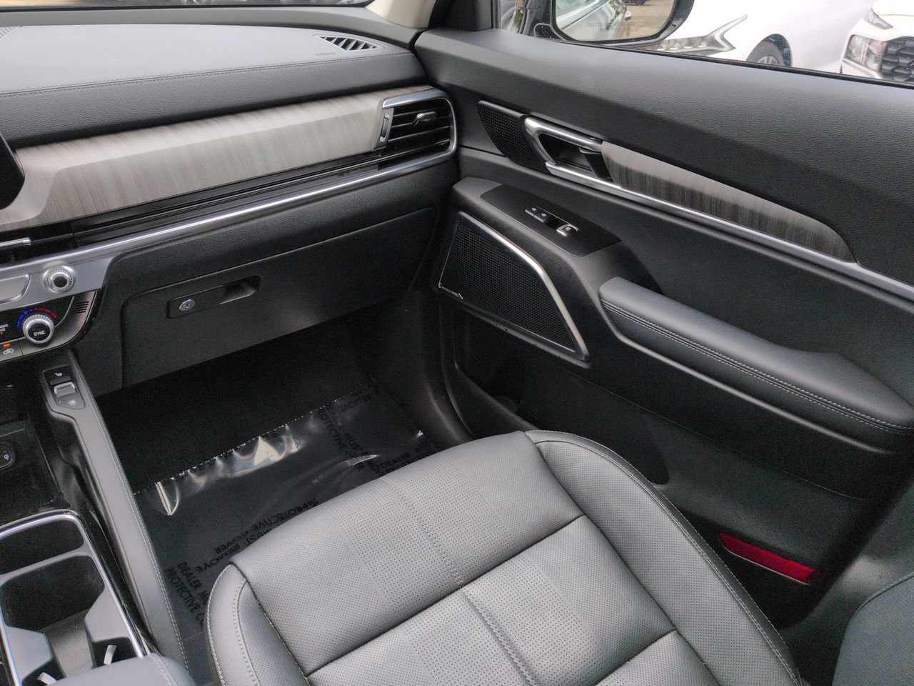 Certified 2024 Kia Telluride SX FWD image 17