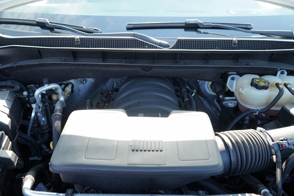 Used 2023 Chevrolet Tahoe Premier AWD/4WD image 35