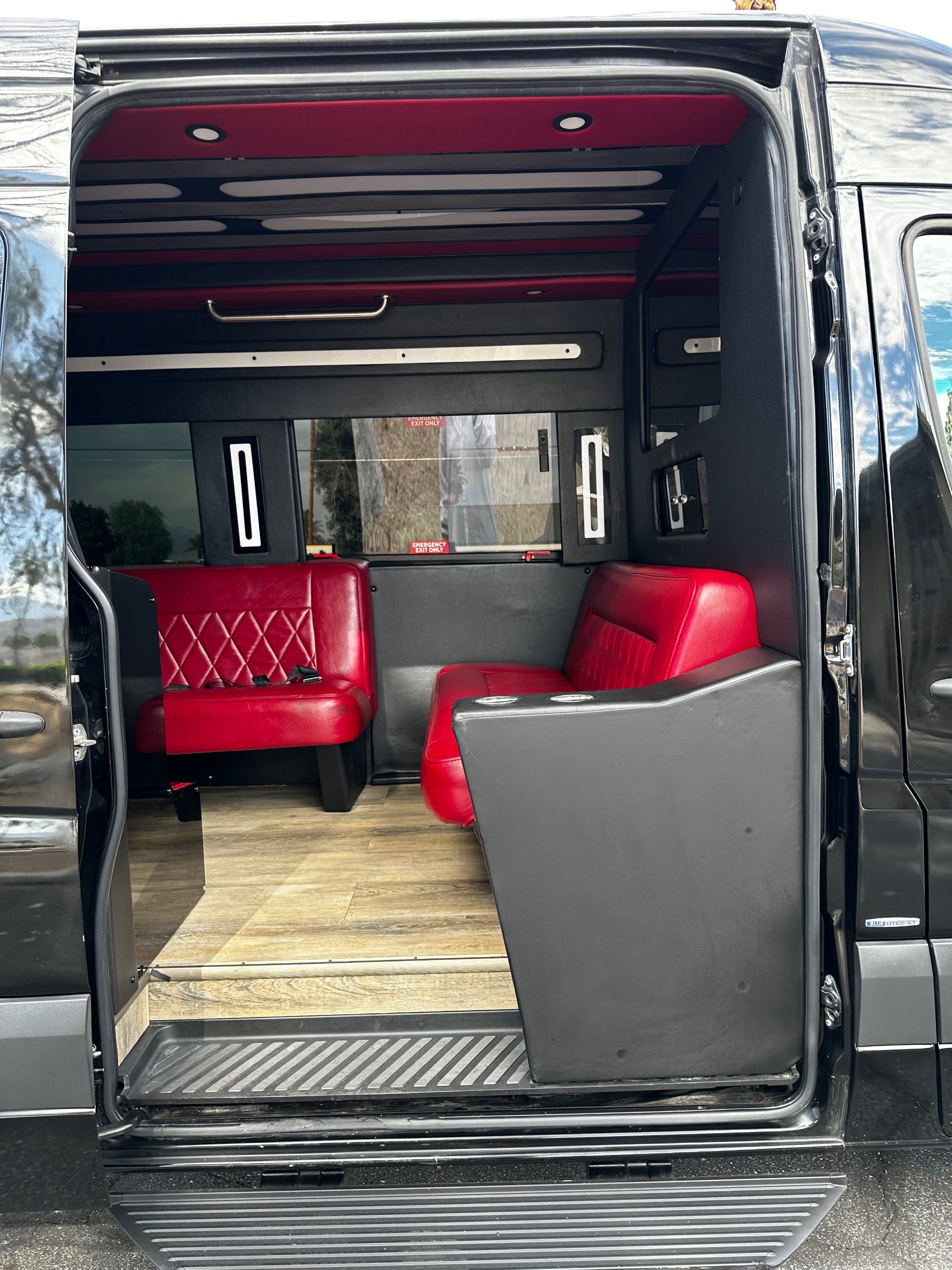 Used 2016 Mercedes-Benz Sprinter 2500 image 13