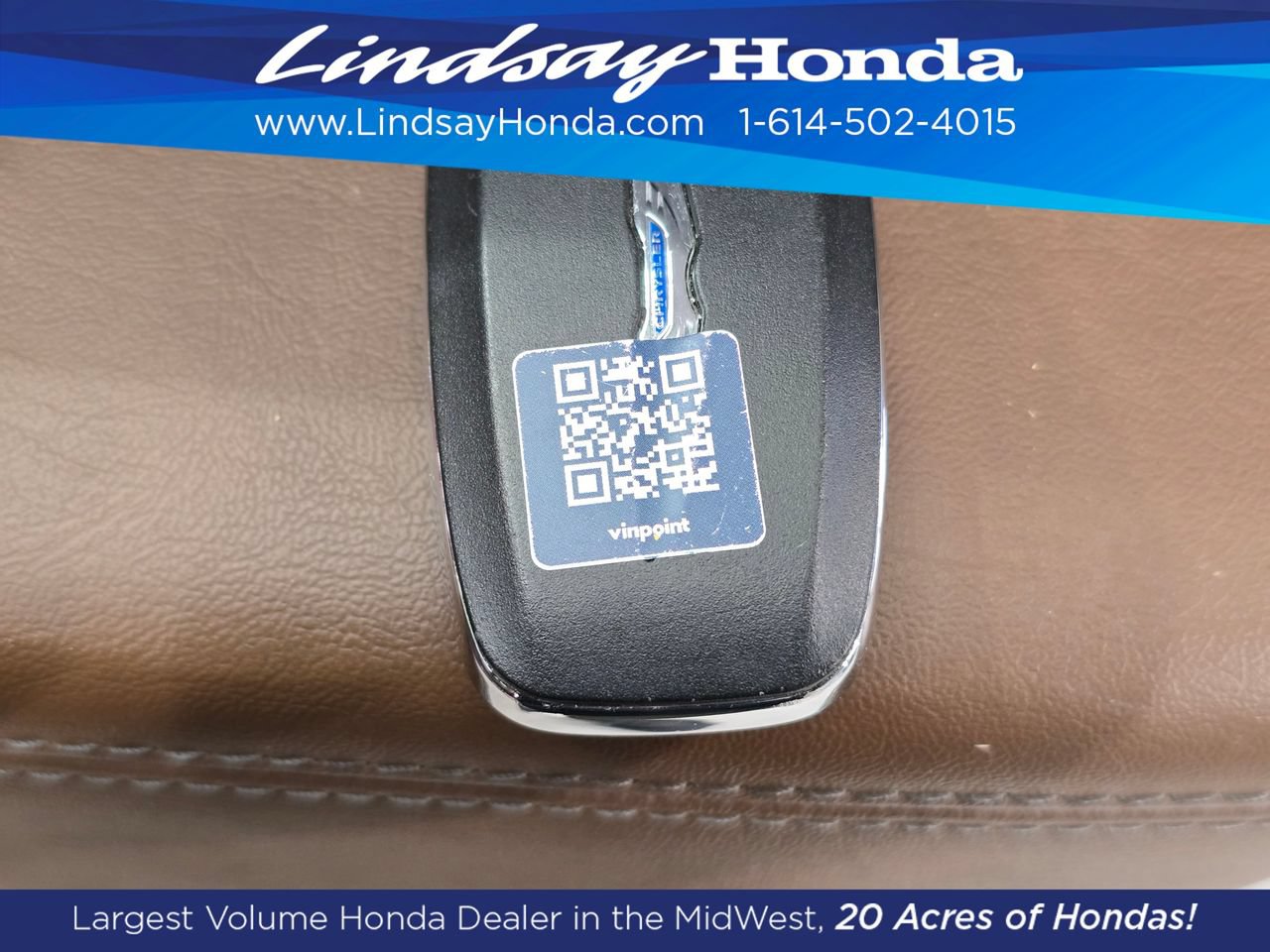 Used 2017 Chrysler Pacifica Limited w/ UConnect Theater Package FWD image 23