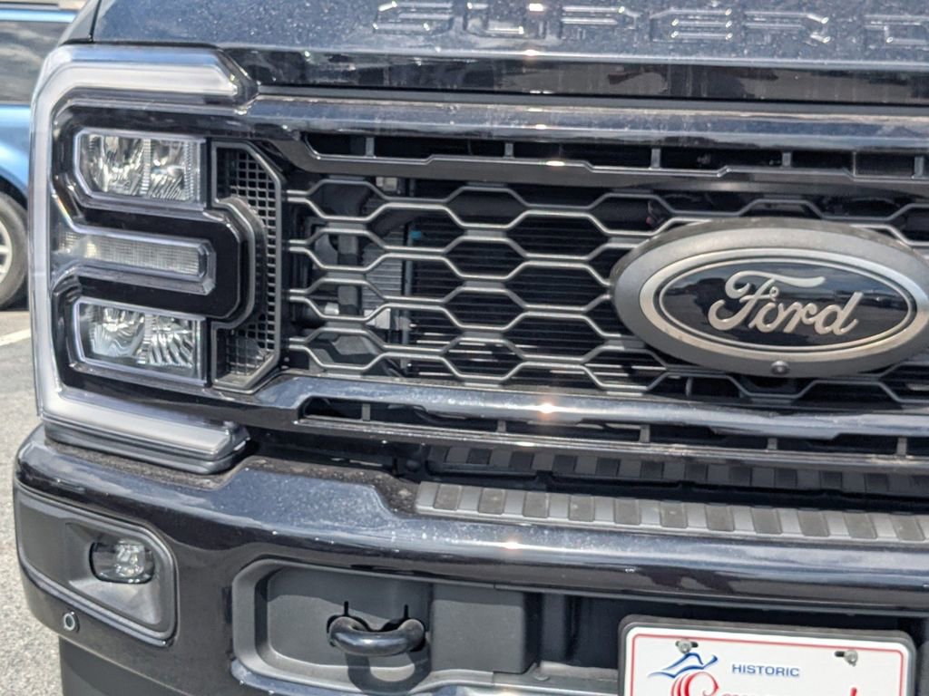 New 2026 Ford F250 Lariat w/ Black Appearance Package image 10