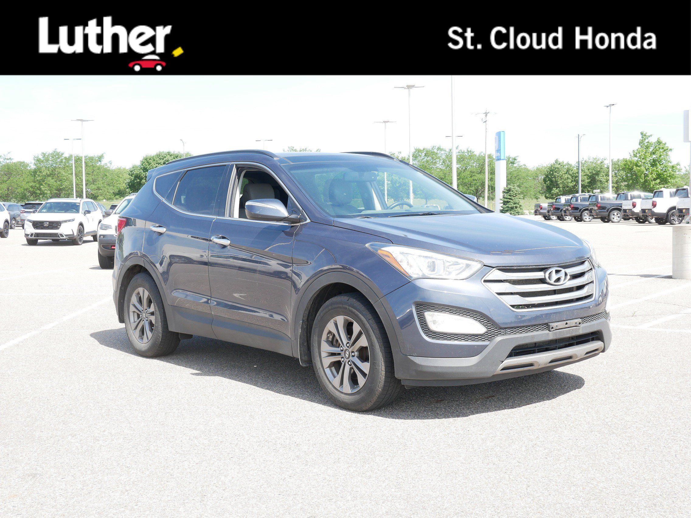 Used 2015 Hyundai Santa Fe Sport w/ Option Group 04
