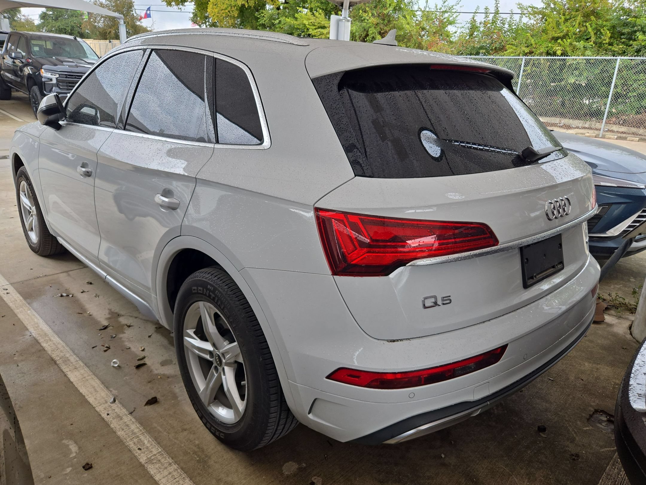 Used 2024 Audi Q5 2.0T Premium w/ Convenience Package AWD/4WD image 4