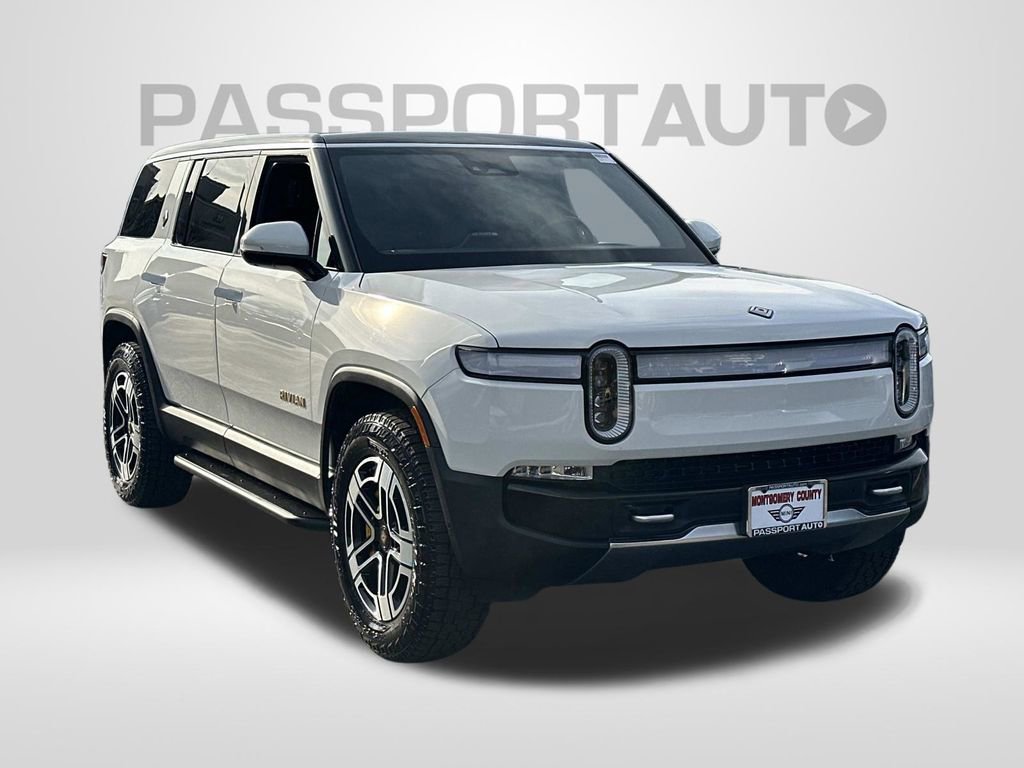 Used 2023 Rivian R1S Launch Edition image 6