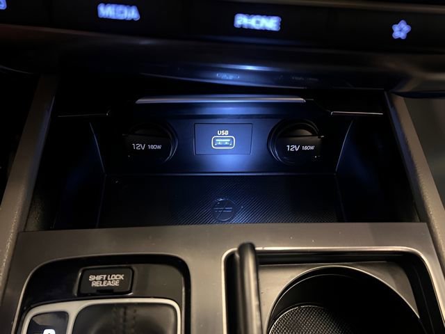 Used 2020 Genesis G80 3.8 image 30