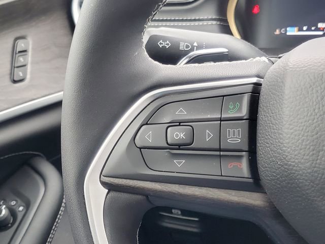 New 2026 Jeep Grand Cherokee L Limited image 17