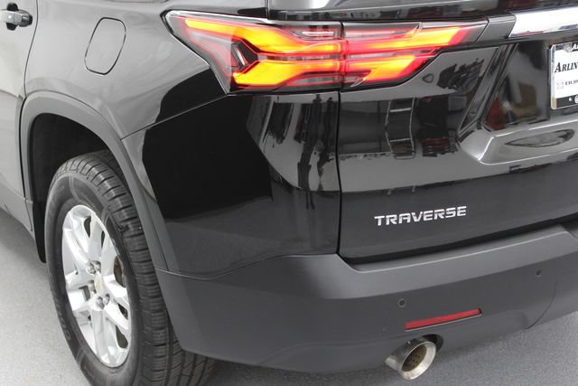 Used 2022 Chevrolet Traverse LS FWD image 10