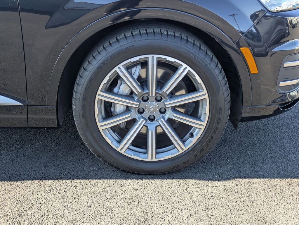 Used 2018 Audi Q7 3.0T Prestige w/ Prestige Package image 23